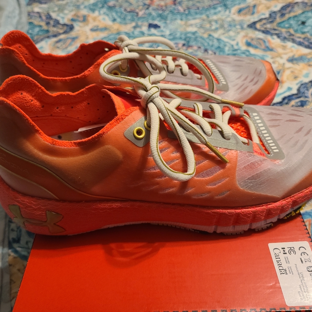 Under Armor Tennis Shoes